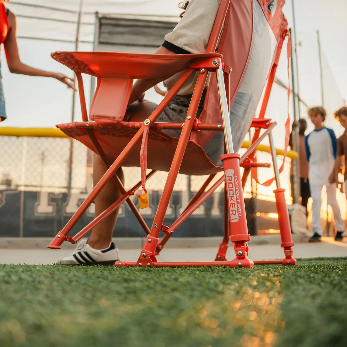 GCI Outdoor product detail: Comfort Pro Rocker™ B1 — Comfort Pro Rocker™